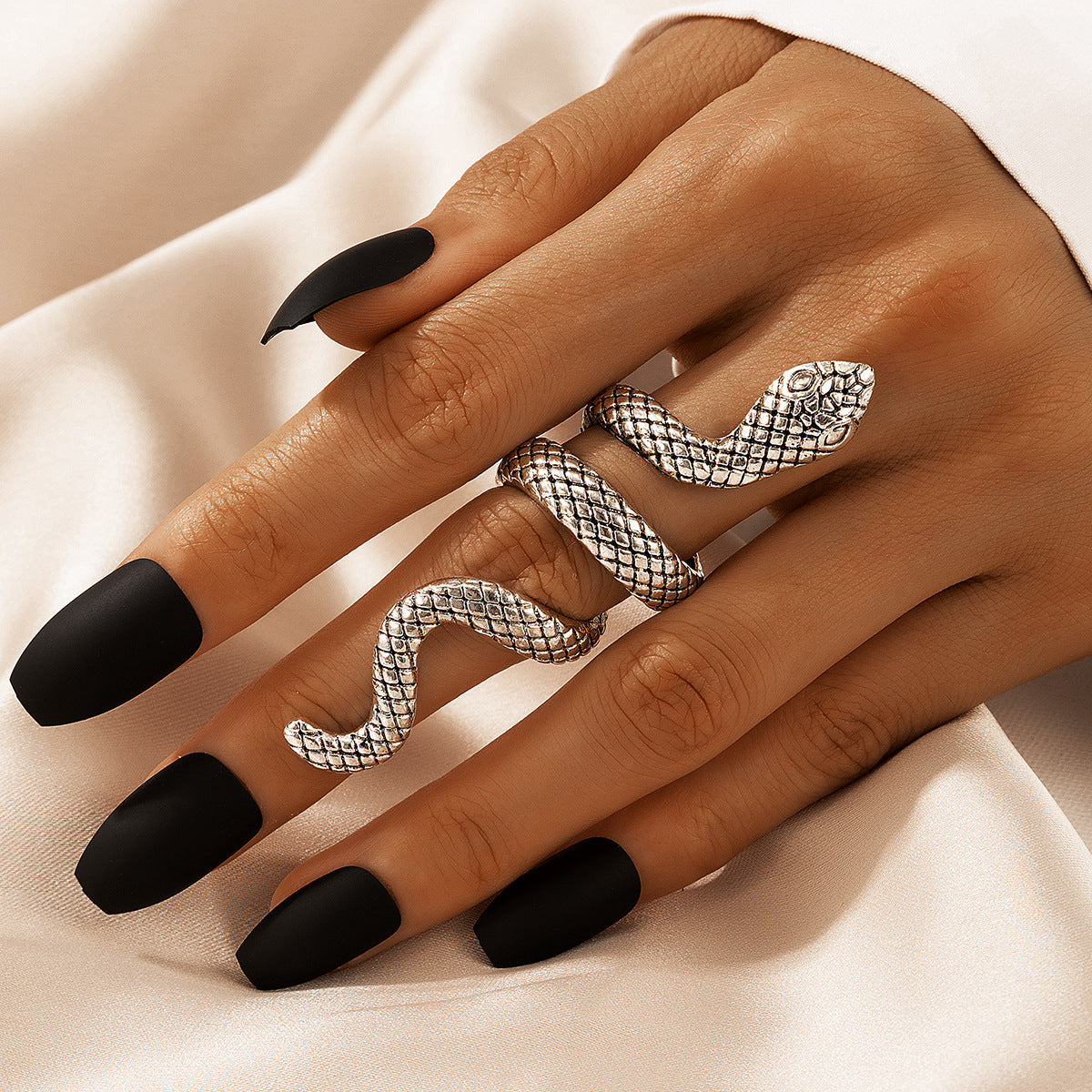 Long Cool Women's Snake Print Ring