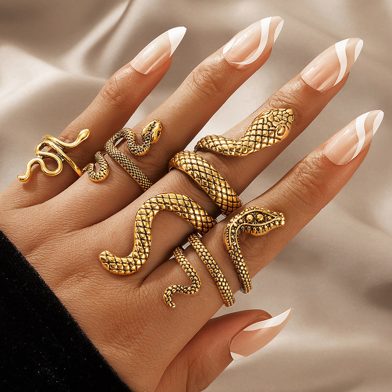 Long Cool Women's Snake Print Ring